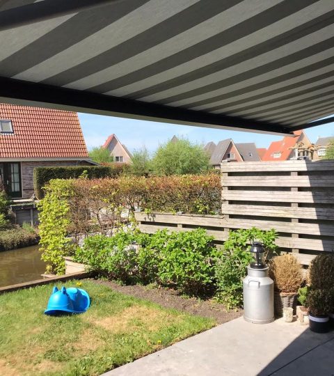 Zonnescherm van Klanten van de Zonwering Fabriek