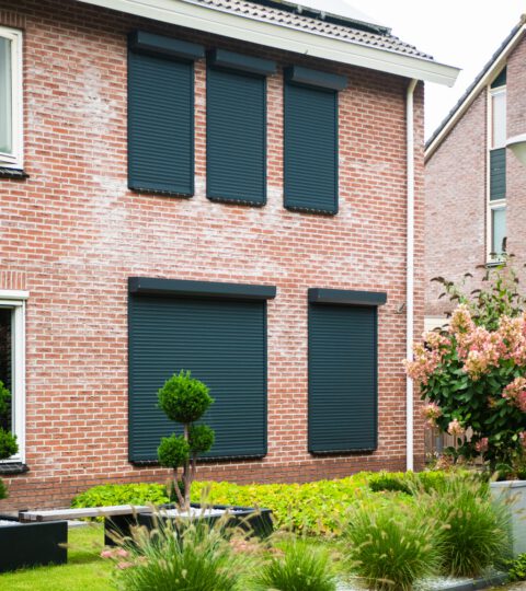 Rolluiken op zonne-energie