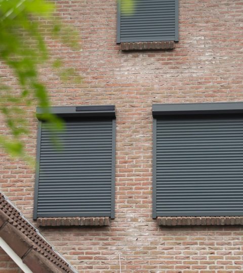 Rolluiken op zonne-energie