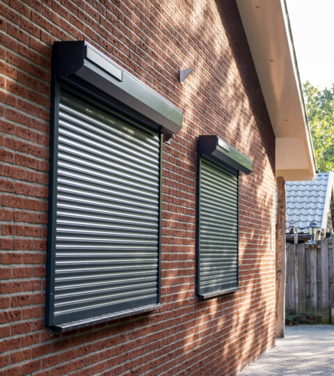 Buitenzonwering Solar Rolluiken Zonne energie